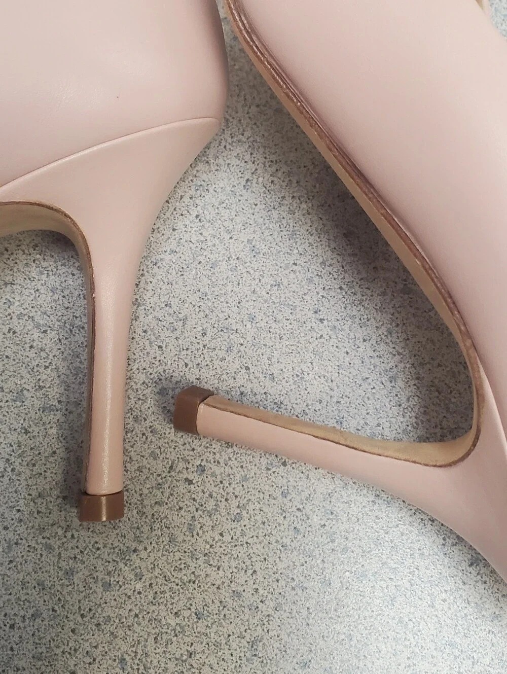 Tory Burch Blush Pink Pointed-Toe Pumps with Black Patent Cap
